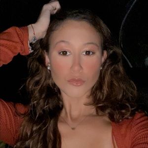 Meet your Posher, Gaby